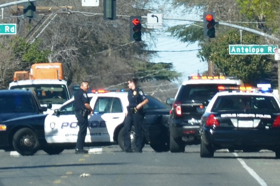 Mariposa Avenue was briefly blocked off by Citrus Heights police, Monday, as officers conducted a felony vehicle stop related to domestic violence situation.