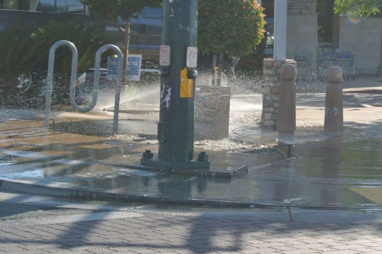 Water waste, sprinkler run-off. Citrus Heights