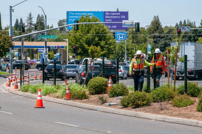 Median fencing