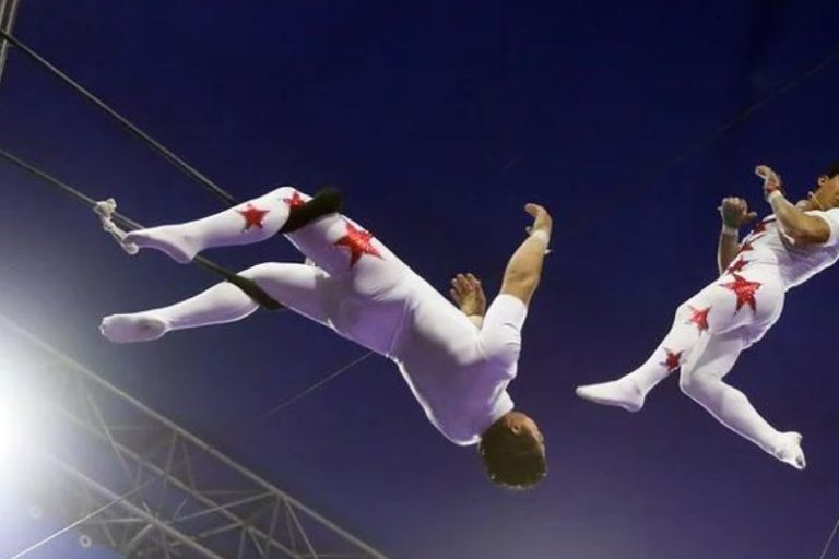 Circus Caballero