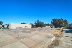 A vacant parcel on Twin Oaks Ave. and Auburn Blvd.
