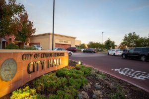 Vehicles line up to drop off ballots at Citrus Heights City Hall on Nov. 5, 2024. // M. Hazlip