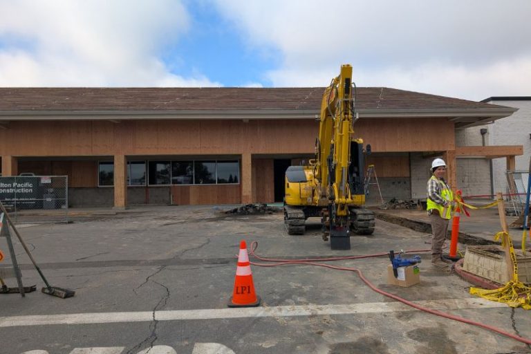 A Grocery Outlet is expected to be located at 5409 Sunrise Blvd. in 2026.