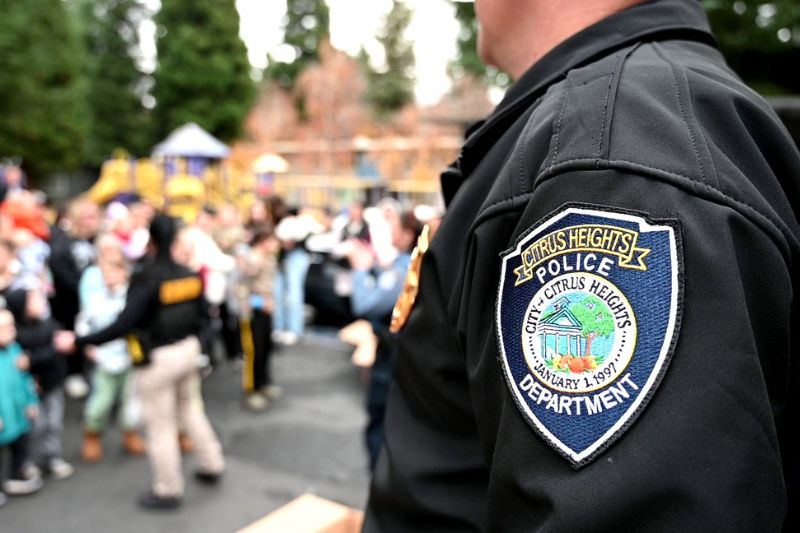 Citrus Heights Police Dept. shoulder patch // Citrus Heights Police Dept.