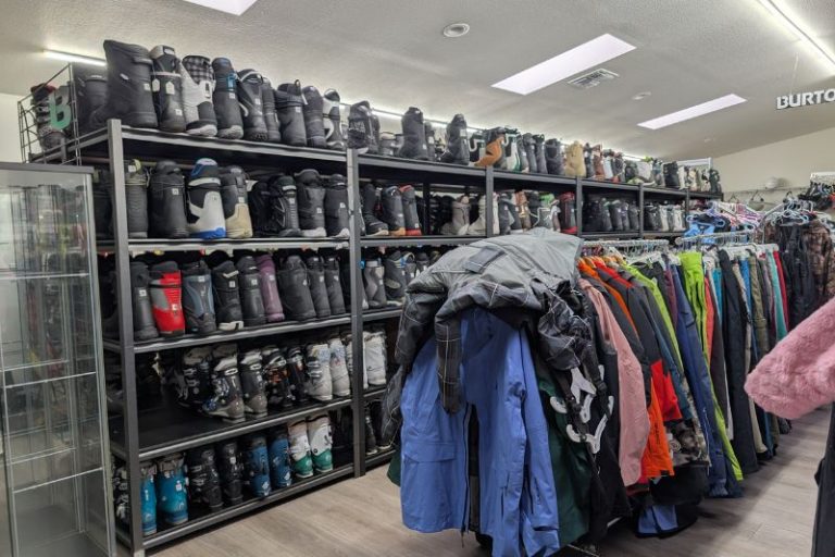 Re-New Winter Sports is located at 8252 Auburn Blvd.