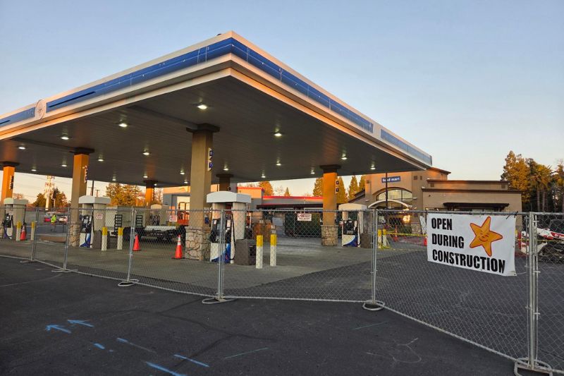The gas station at the corner of Sunrise Boulevard and Old Auburn Road is closed while undergoing a remodel. // Luke Otterstad