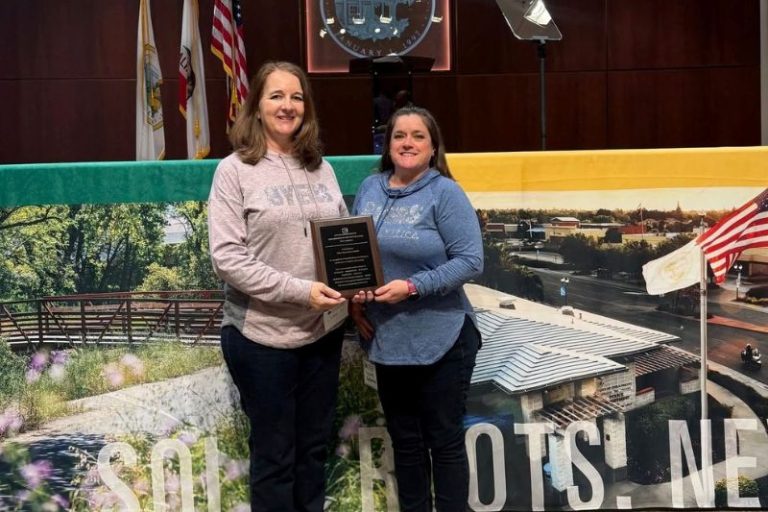 Byer's Gymnastics received the Civic Heights Business Distinction Award in the fall of 2025. // City of Citrus Heights