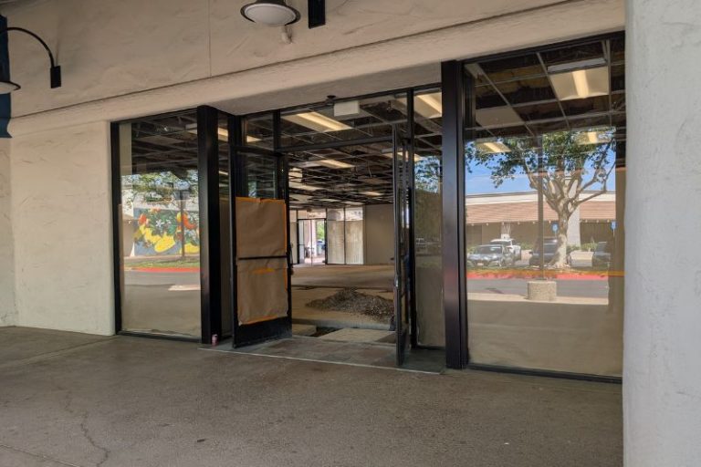 Rose Nail Lounge is currently under construction and will be located at 5925 Birdcage Centre Ln.