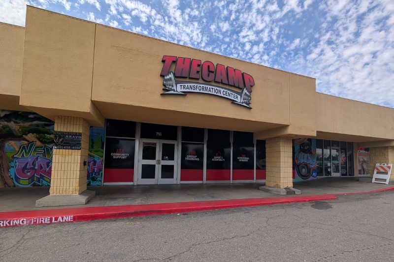 After relocating from a larger space to a smaller space last year, The Discount Store appears to have vacated it's new suite. // SB Williams