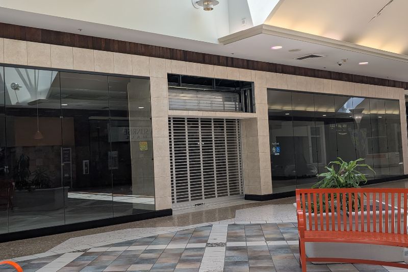 Famous Footwear left its Sunrise Mall location just before summer, 2026. // SB Williams