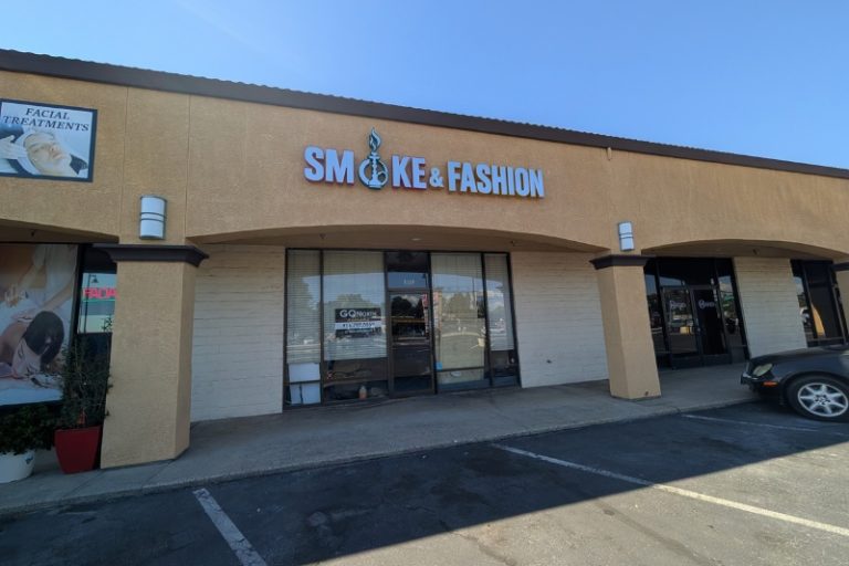 A smoke and gift shop has plans to open in Citrus Heights at the end of the month